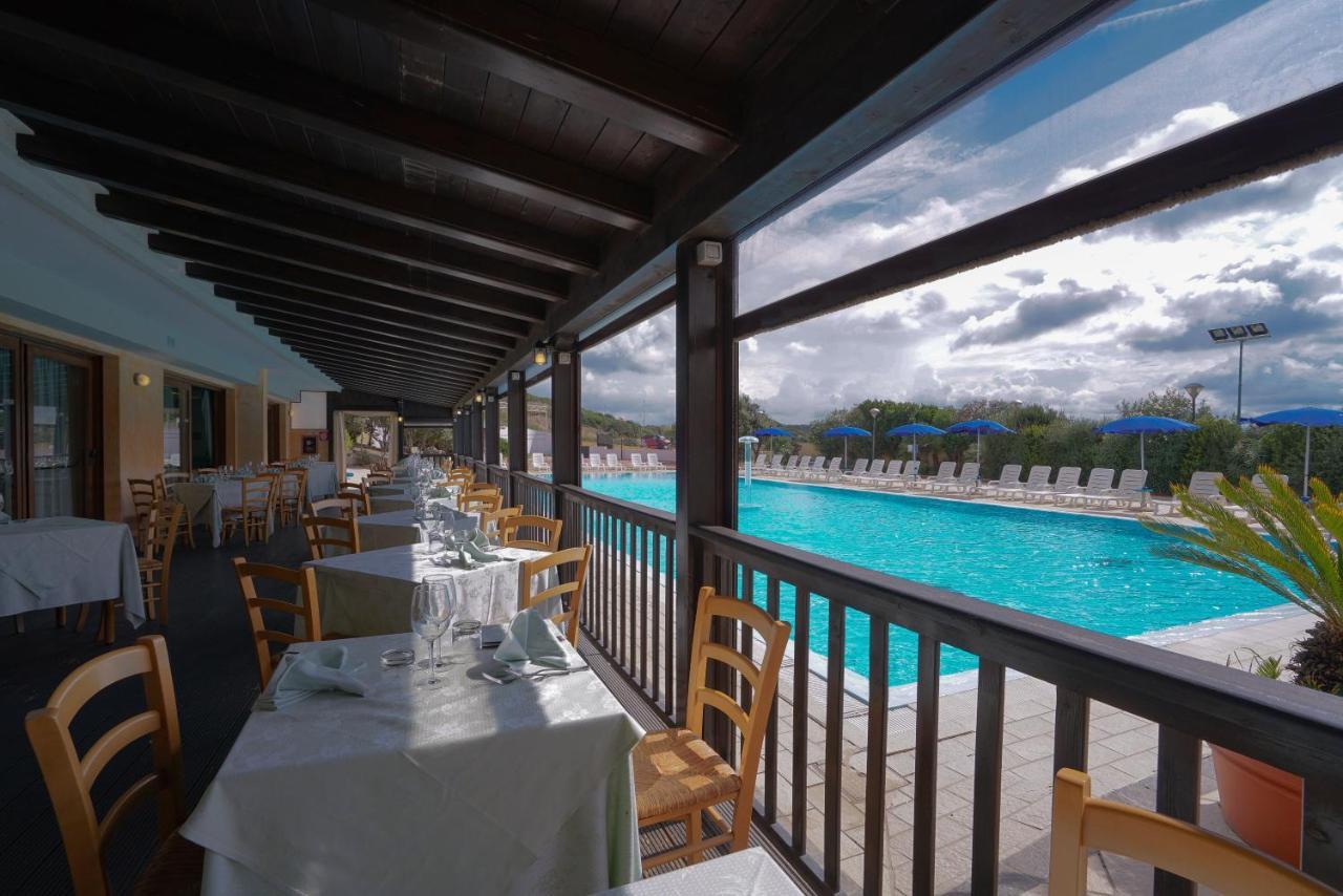 Borgo Saraceno Hotel-Residence サンタ・テレーザ・ガッルーラ エクステリア 写真