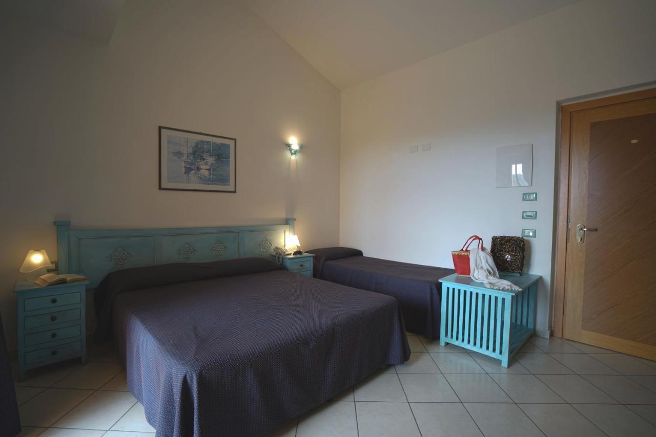 Borgo Saraceno Hotel-Residence サンタ・テレーザ・ガッルーラ エクステリア 写真